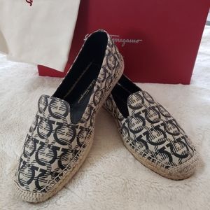 Salvadore ferragamo Sue jacquard spadrilles size7